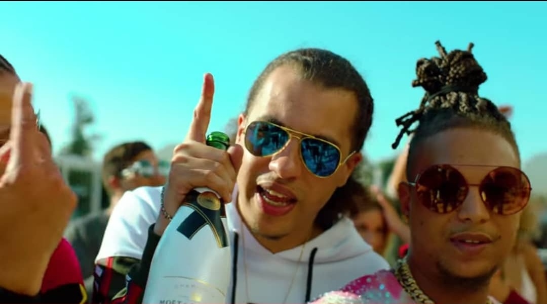 Venomous Victomous lifestyle shot